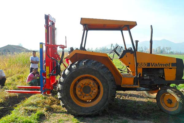 Elevatore Duplex Tecnoagri foto sul campo
