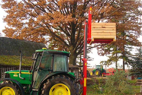 Elevatore Duplex Tecnoagri foto sul campo
