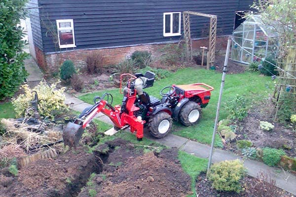 Retroescavatore Light Series E15 Foto sul campo 3